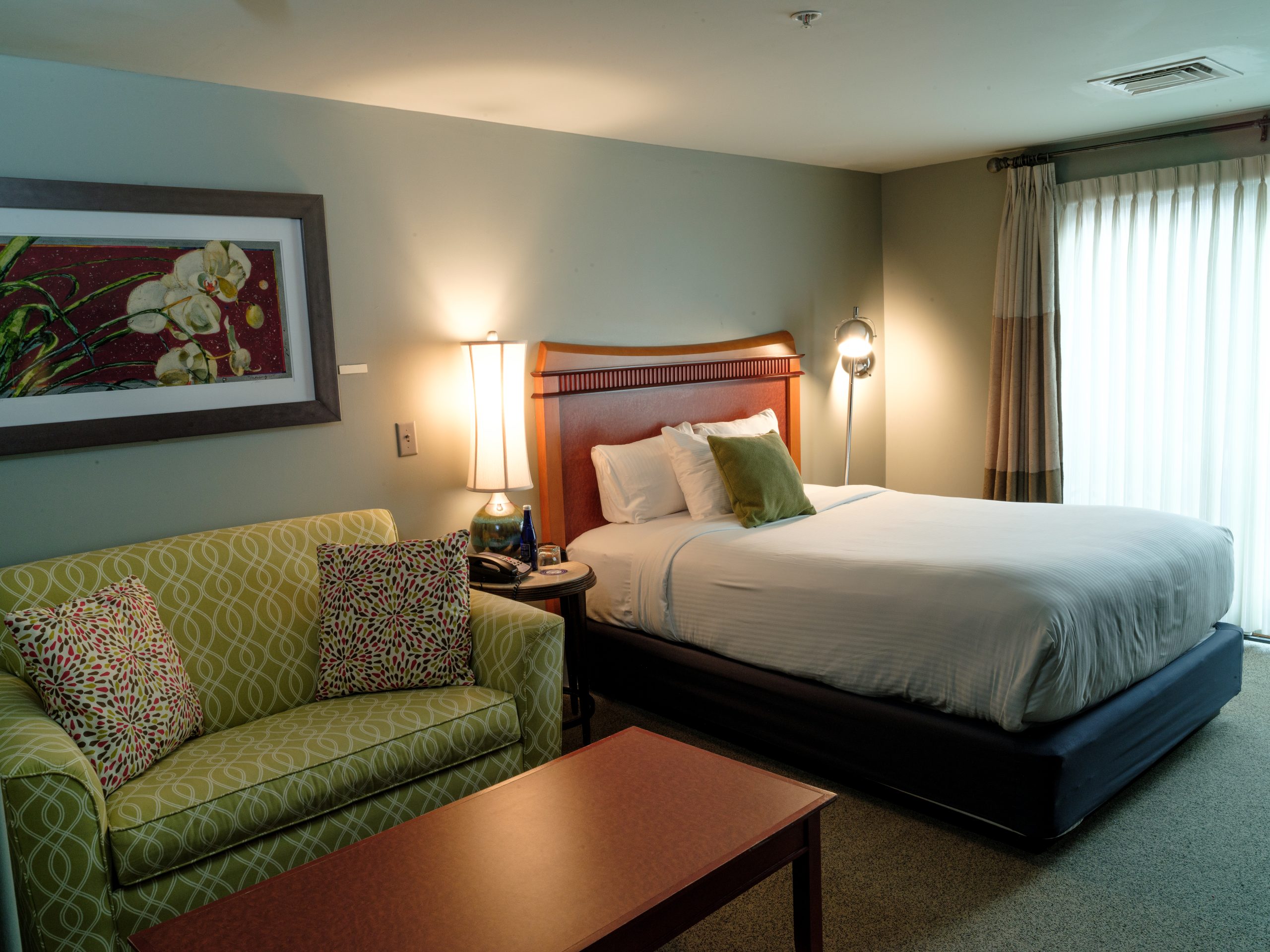 club guestroom