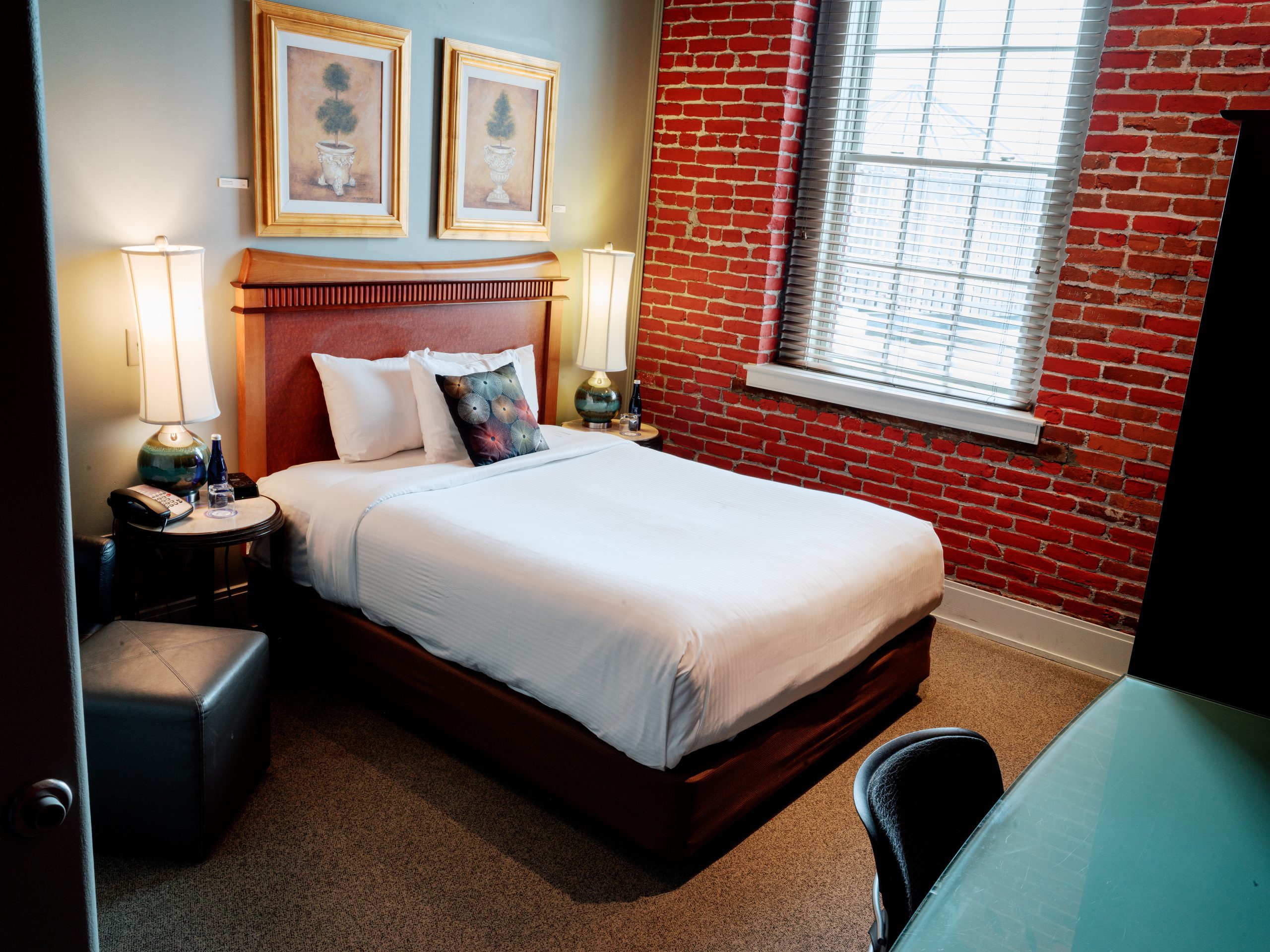 studio bedroom